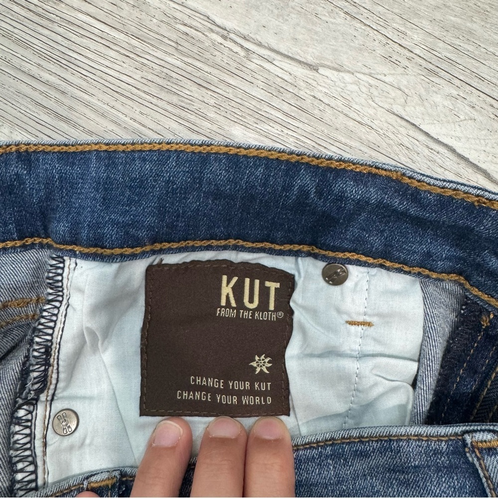 kUT From The Kloth High Rise Crop Straight Leg Blue Jeans Sz 6 - Picture 13 of 16